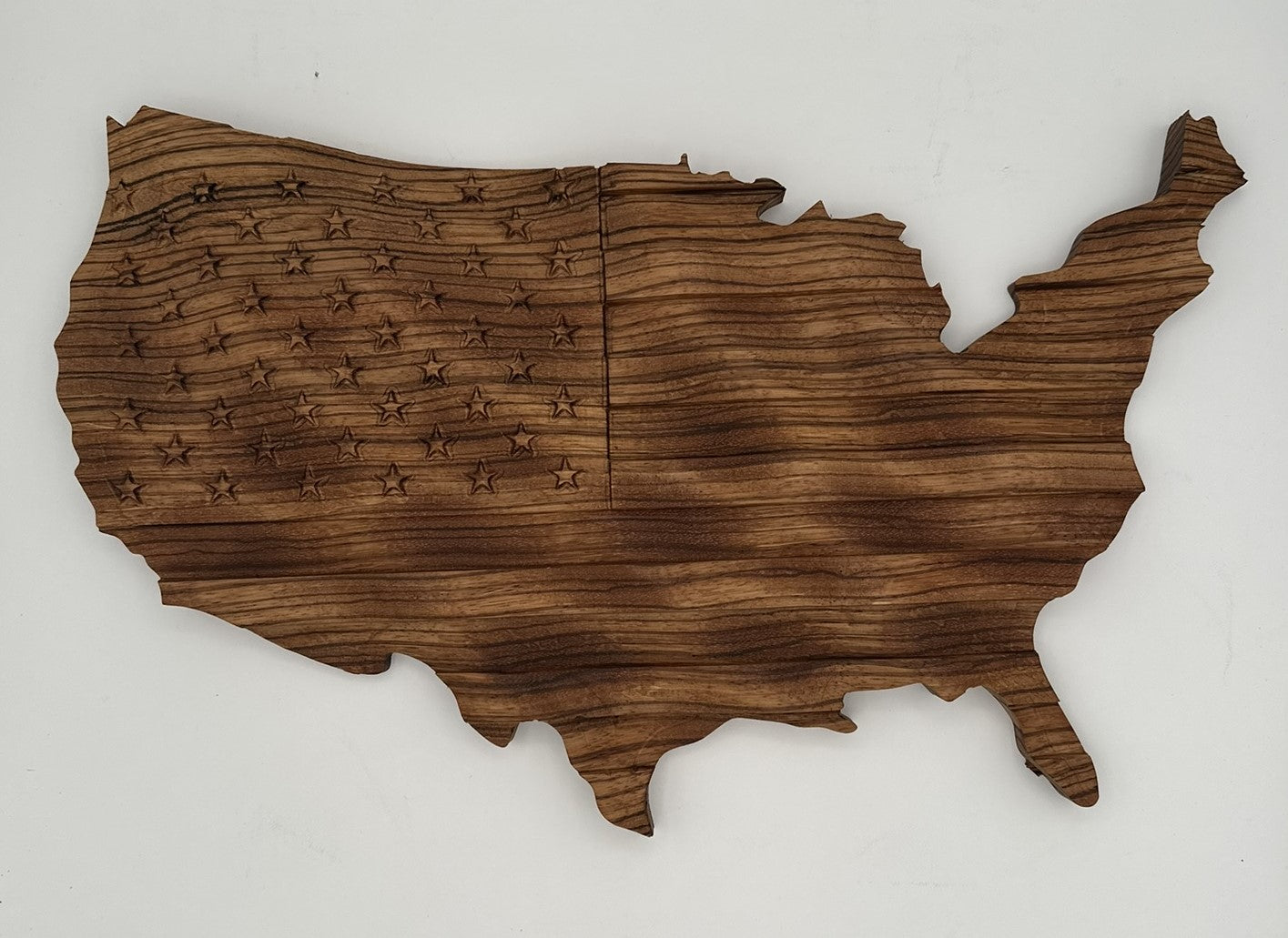 USA Wavy Map & Flag
